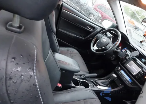 2015 Toyota Corolla S Plus z USA, uszkodzony, nr VIN 2T1BURHE9FC399992